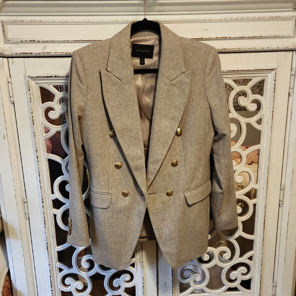 Banana Republic Tan Blazer With Gold Buttons